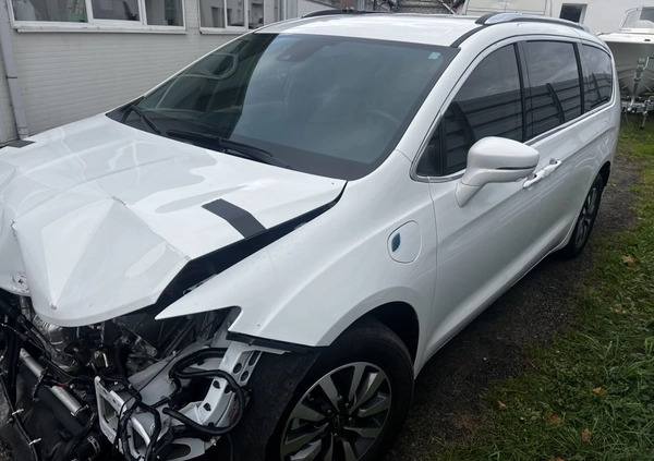 Chrysler Pacifica cena 89000 przebieg: 33000, rok produkcji 2021 z Ostróda małe 172